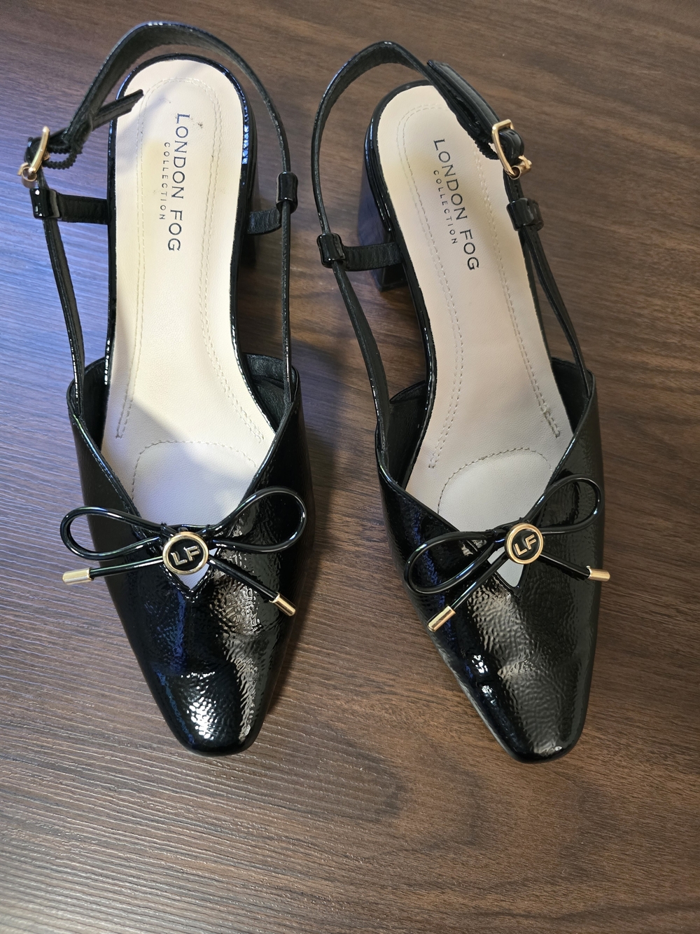 London Fog Black Patent Pointed Slingback Heels - Picture 2 of 7